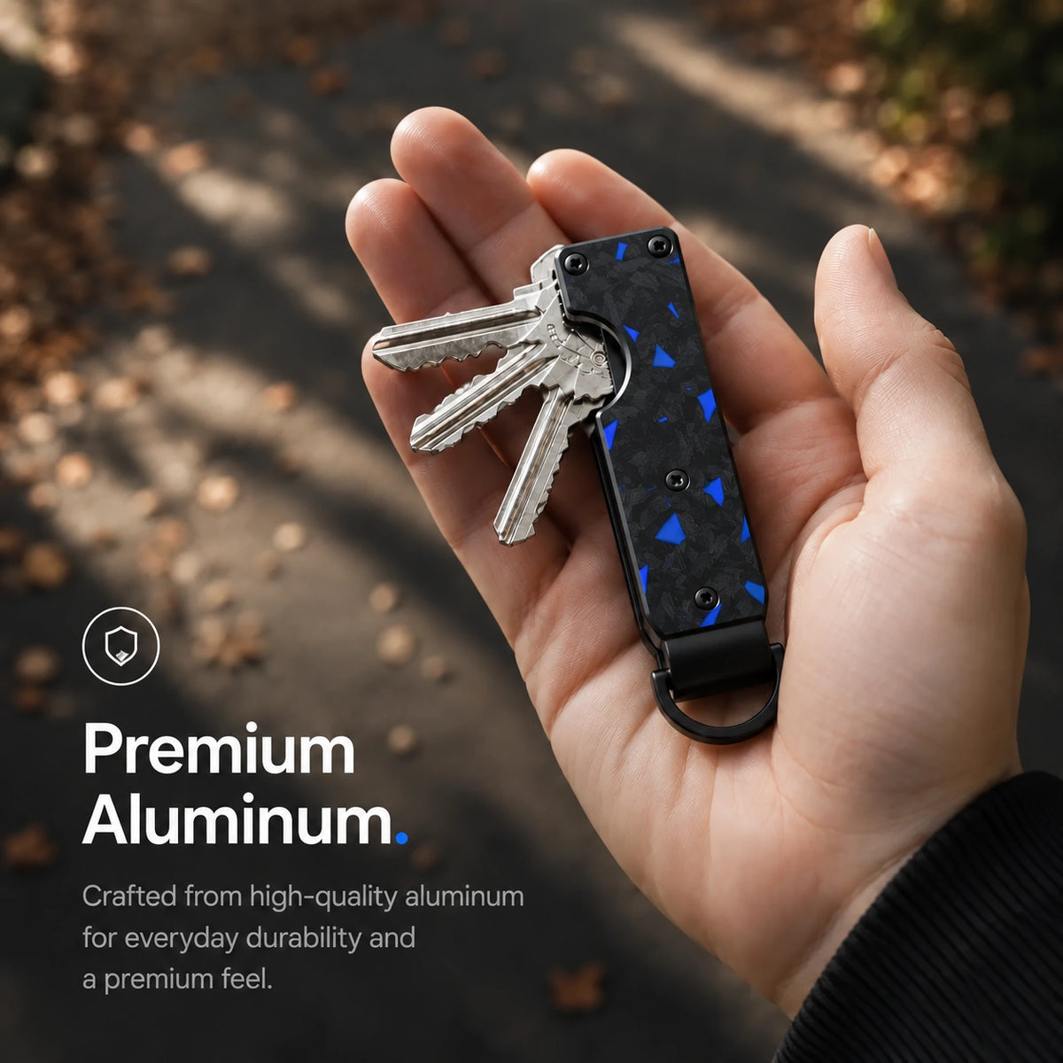 Carbon Blue compact tracking key organizer showing the exterior finish #color_Carbon Blue